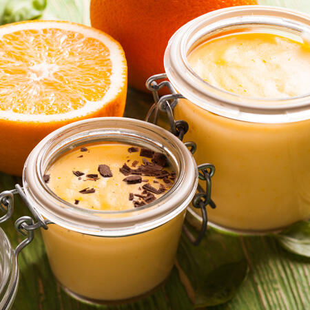 Veganistische kokos-sinaasappelcrème