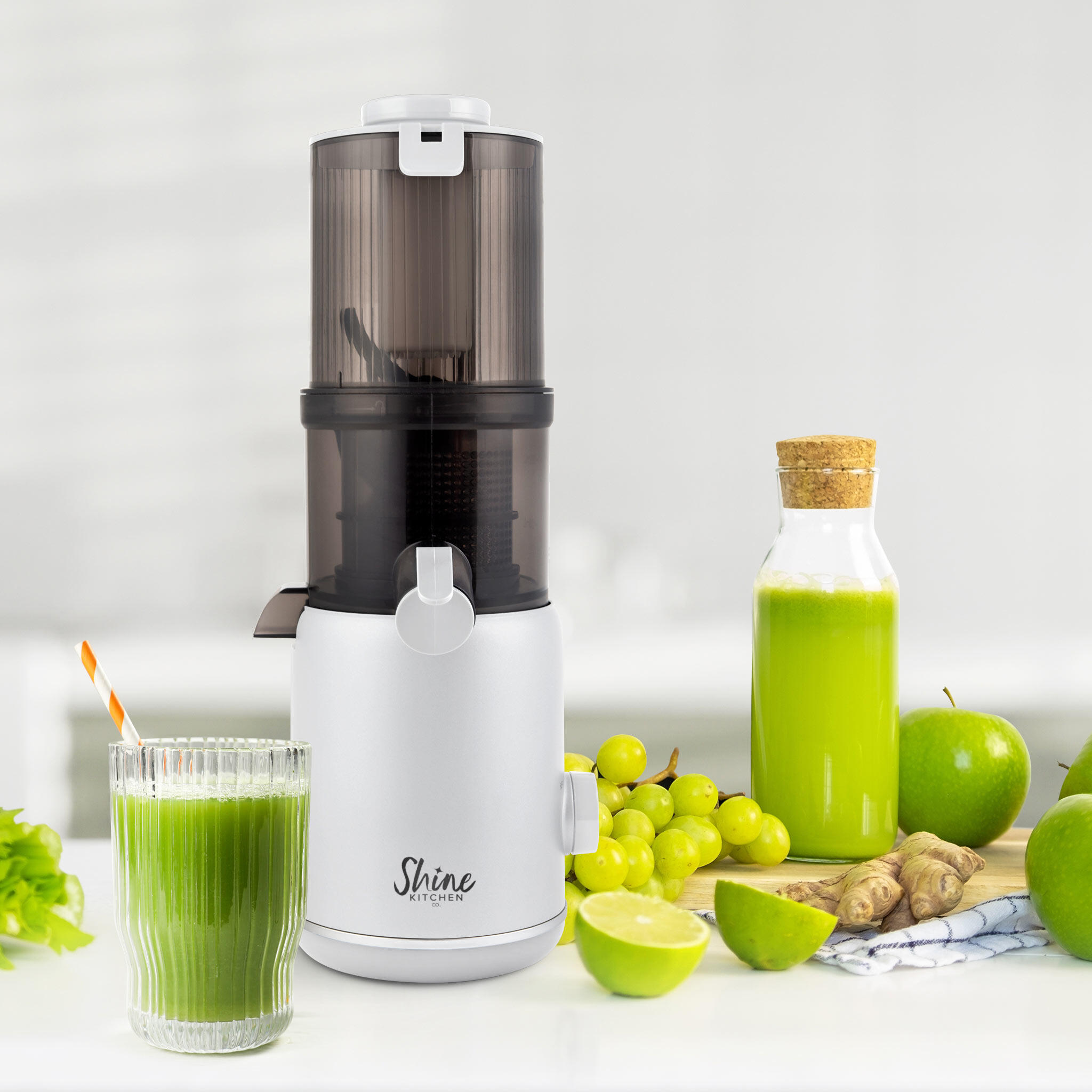 Tribest Shine Multi-Batch Compact Cold Press Juicer white