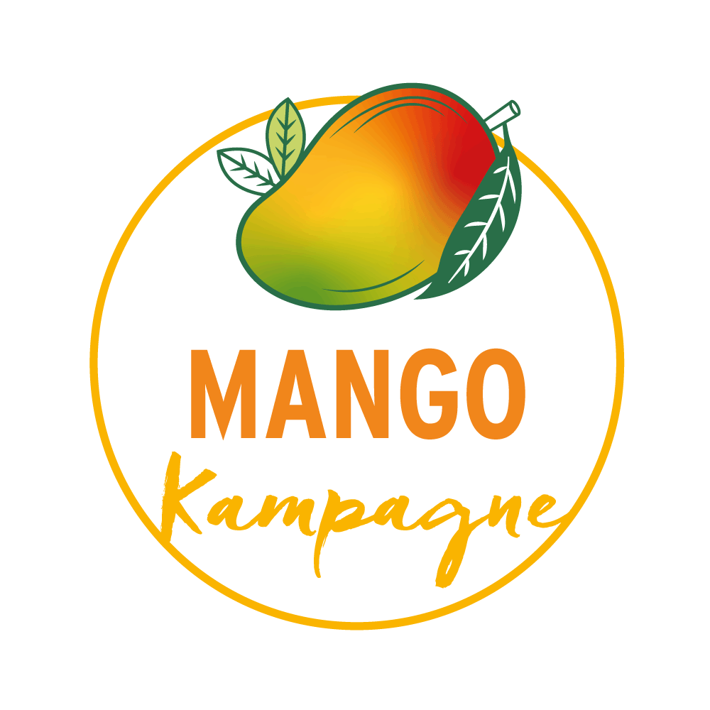 Eine bunte Mango mit grün, gelb und rot, umgeben von drei grünen Blättern, sitzt innerhalb eines dünnen orangen Kreises. Darunter steht in Großbuchstaben MANGO und in handschriftlicher Schrift Kampagne.