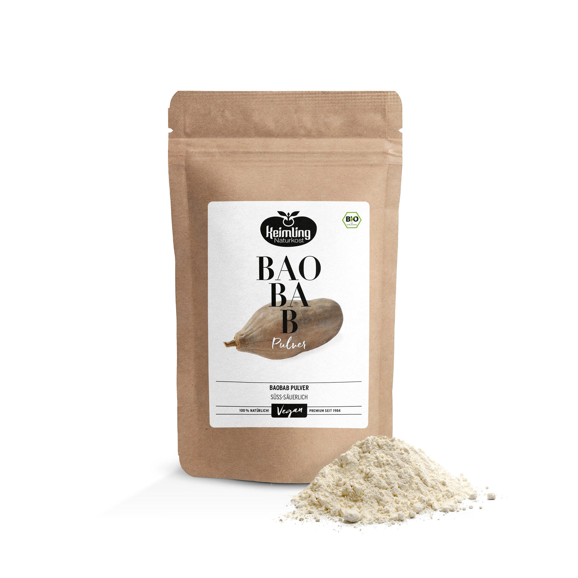 Braune Verpackung mit einem Etikett, das Kejmling Naturkost und Baobab Pulver zeigt. Daneben liegt ein Häufchen weißes Pulver auf weißem Untergrund.