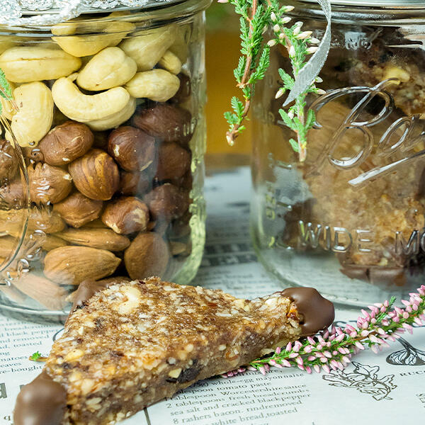 DIY-Weihnachtsgeschenke aus der Rohkostküche: Kreativ, köstlich und vegan