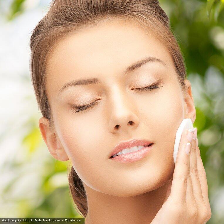 pH Cosmetics basisches Tonic: klaerend und erfrischend